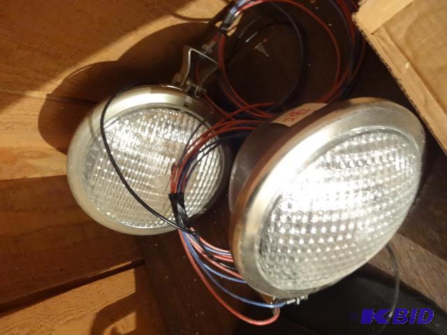 2 Lights For Tractors 12 Volt...