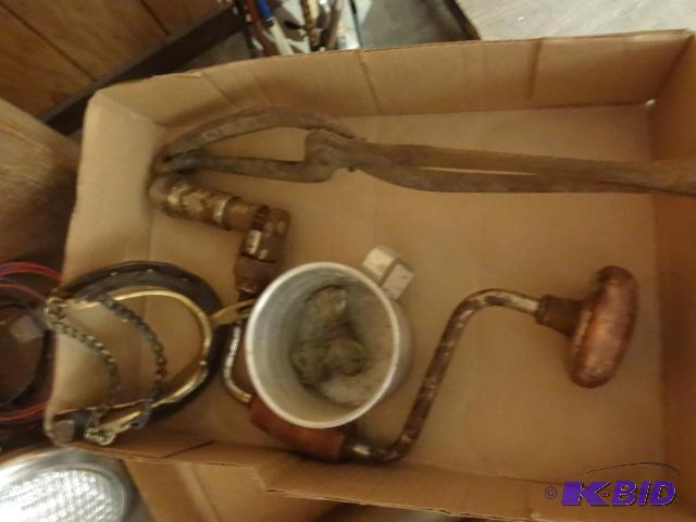 Drill Brace. Aluminum cup. Horse Shoe and Spu...