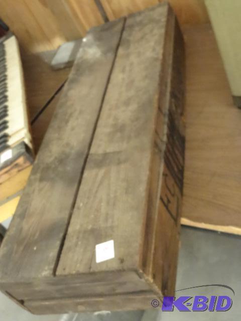 Vintage Croquet Set in Wood Carrying Case...