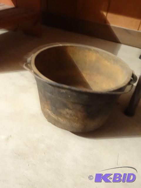 Cast Iron Cooking Pot 9&quot...