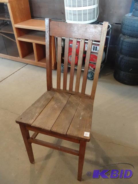 Vintage Wood chair...