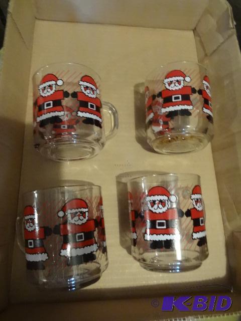 4 Santa Mugs...