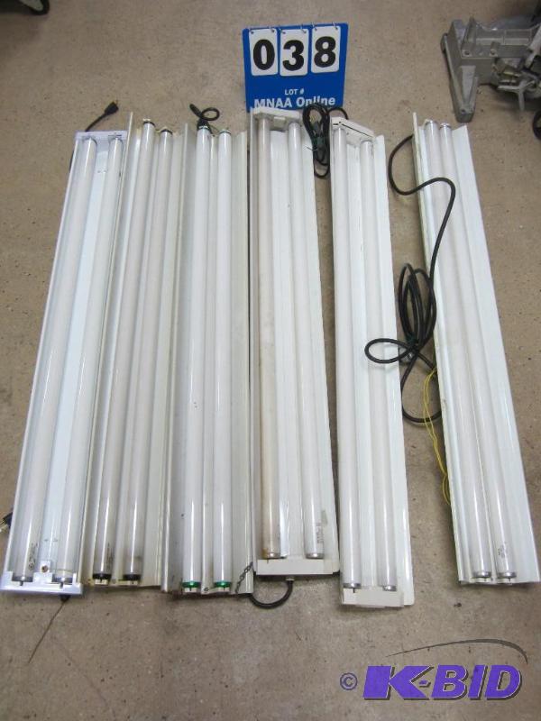lot 00038 image: 11 Shop Lights
