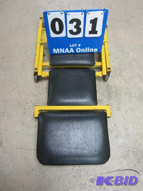 lot 31 image: MVP Superline Automotive Creeper
