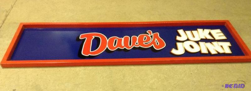 lot 21 image: Daves Juke Joint Sign