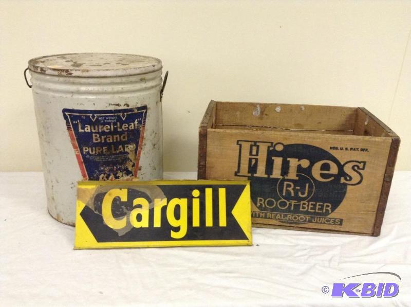 lot 63 image: Assorted Branded Collectibles