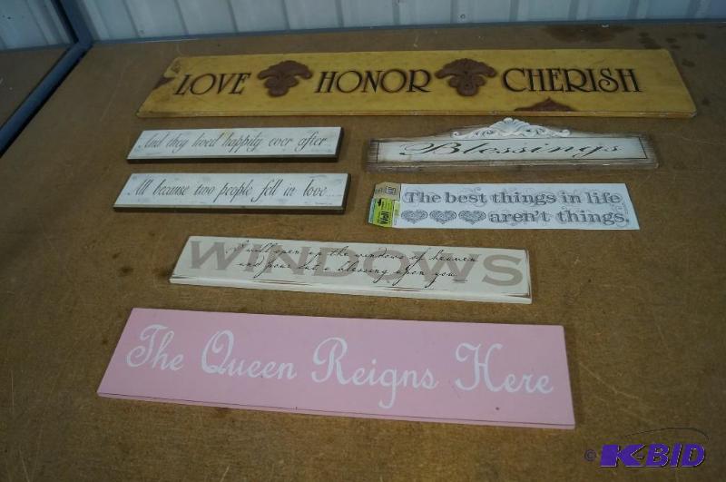 decor signs