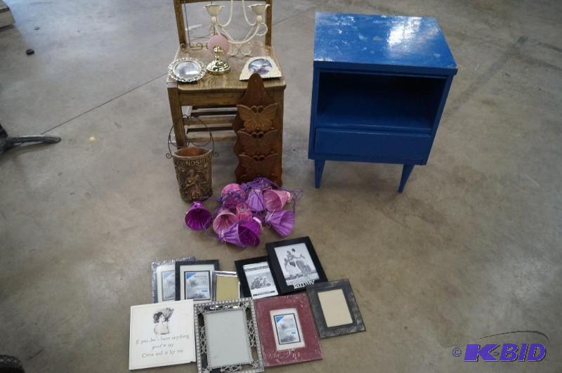 decor items