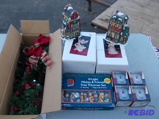 Mickey Mouse Christmas Lights &amp More Rela...