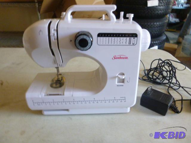 Sunbeam Portable Sewing Machine Tested and wo...