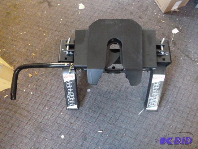 New Valley Pull Maxx 5th Wheel Hitch 16,000 l...