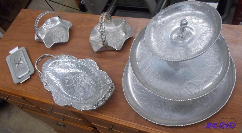 Serving Pieces