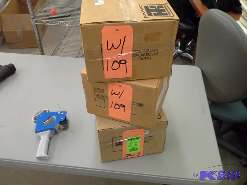 lot 109 image: WHEEL AC BLOWER-CURBSIDE TK# 77-2518 GILLIG 82-05986-005  TK 77-2118