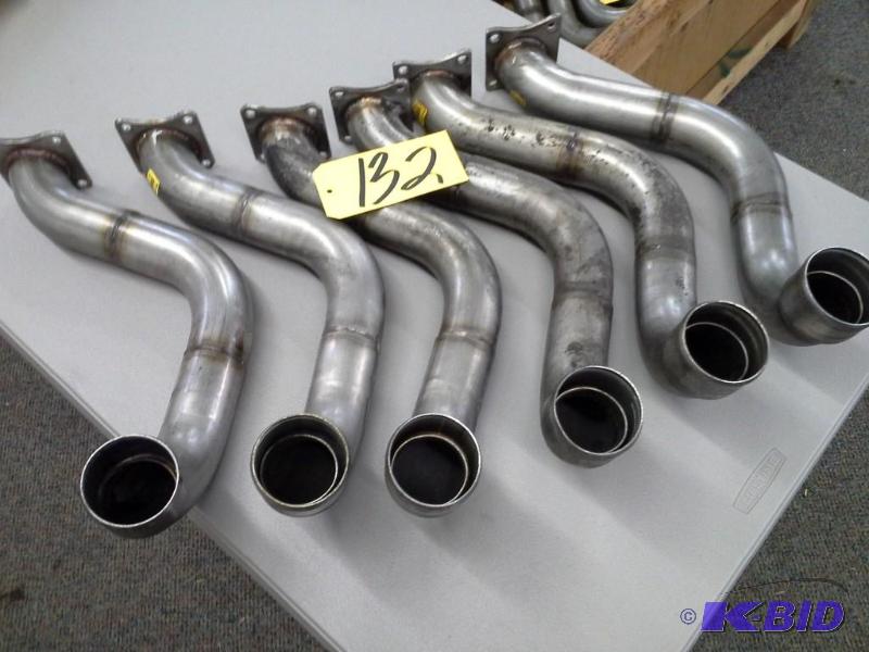 lot 1132 image: (QTY 6) PIPE TRANS. OIL COOLER (OUTLET) GILLIG 55-19372-002