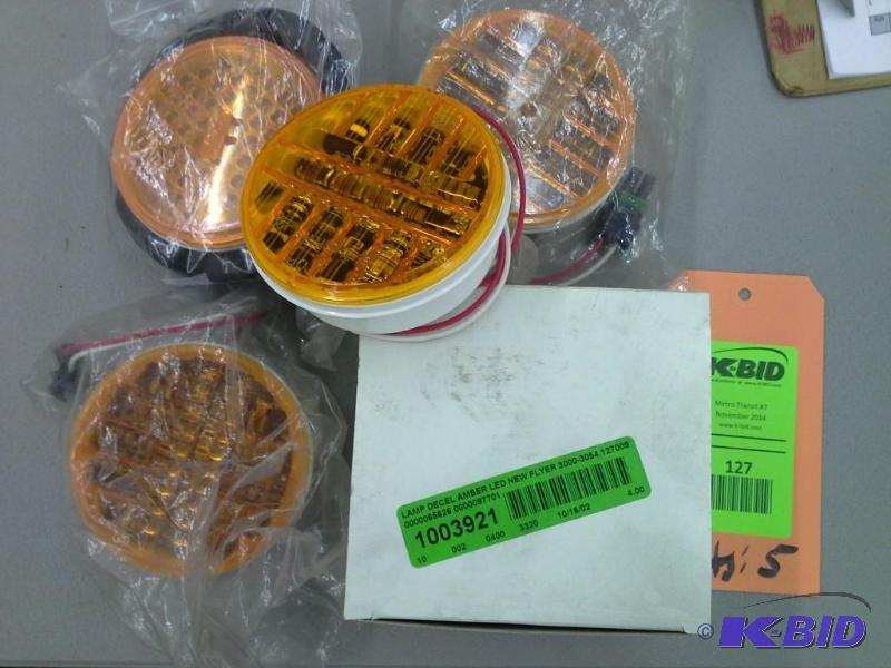 lot 127 image: Lamp Decal Amber LED New Flyer 3000-3054 127009