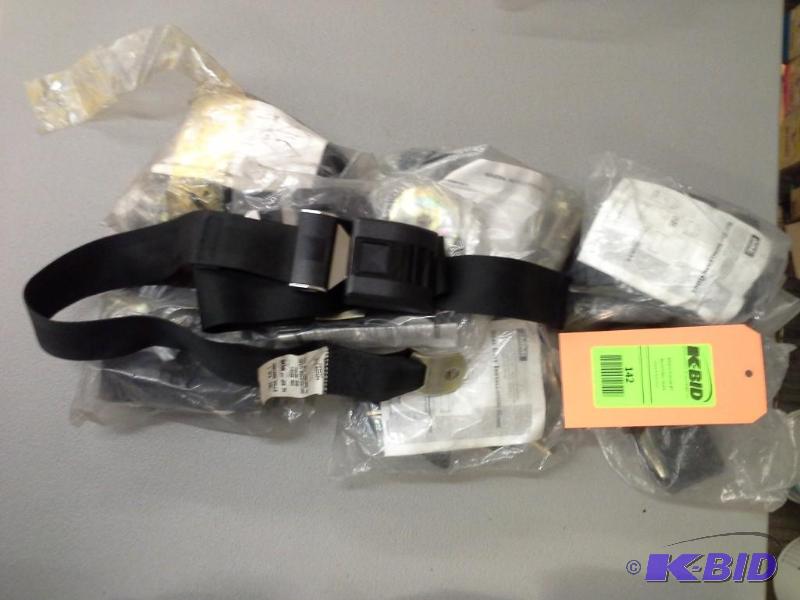 lot 142 image: TETHER DRIVERS SEAT TO FLOOR ALL BUSES B1000AS