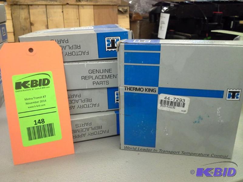 lot 148 image: PLATE BRUSH RIGGING & PARTS EVAP MOTOR 44-7293 GILLIG AC  94 FLYER