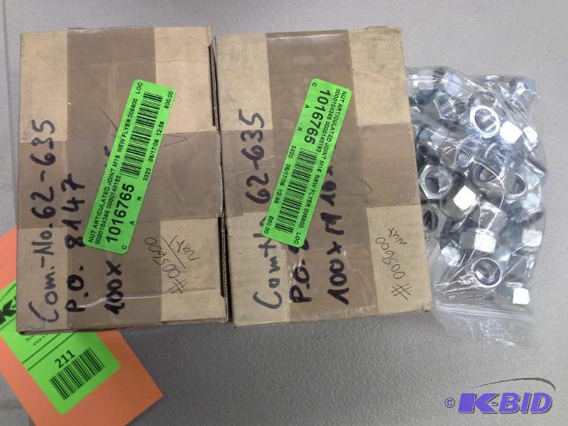 lot 211 image: NUT ARTICULATED JOINT M16  NEW FLYER 005600   LOCK