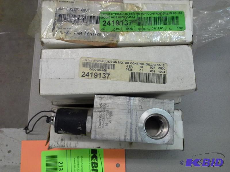 lot 213 image: VALVE HYDRAULIC FAN MOTOR CONTROL GILLIG 53-15851-008     (fan speed)