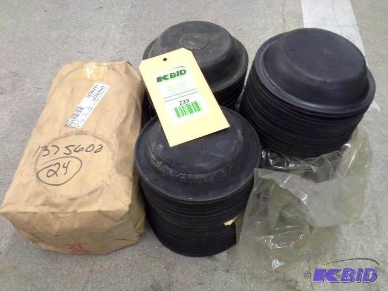 lot 239 image: DIAPHRAGM NEOPRENE FRT BRAKE NEW FLYER GILLIG 86.51100.0019