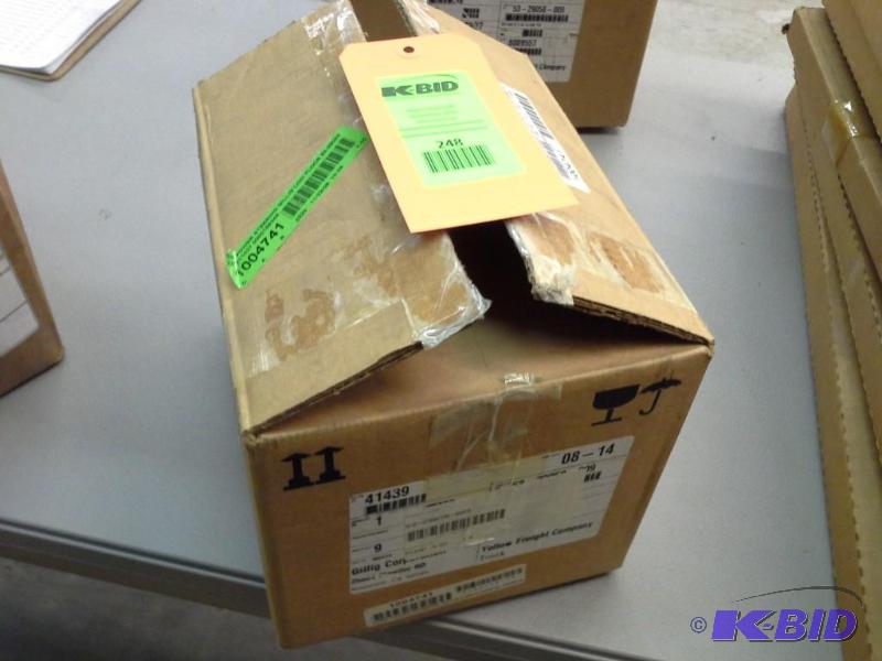 lot 248 image: PUMP POWER STEERING GILLIG LOW FLOOR 53-29058-009