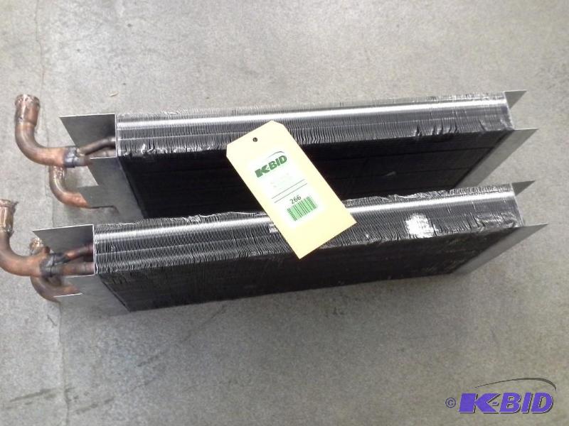 lot 266 image: CORE HEATER REAR STEPWELL GILLIG 82-06325-001