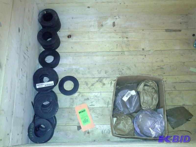 lot 279 image: WASHER REAR SUSPENSION GILLIG 936 00 498 & WASHER REAR SUSPENSION-BRG. GILLIG 936 00 514