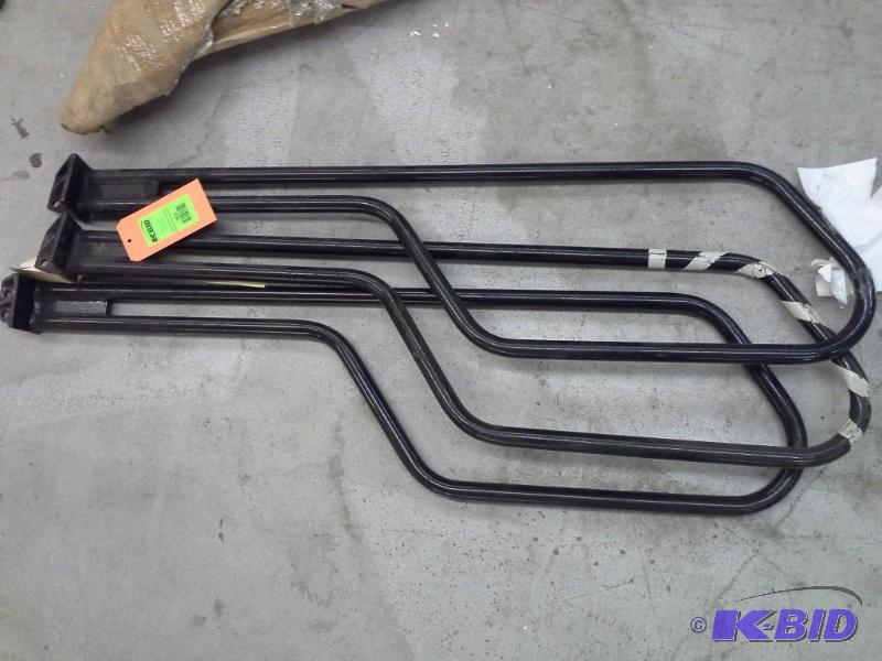 lot 303 image: HANDRAIL WHEELCHAIR LIFT REAR GILLIG 1500-1577 D125-0092