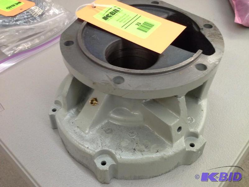 lot 33 image: FRAME ALT. MAIN ENGINE-DRIVE END GILLIG 1989461