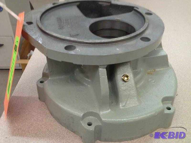 lot 34 image: FRAME ALT. MAIN ENGINE-DRIVE END GILLIG 1989461