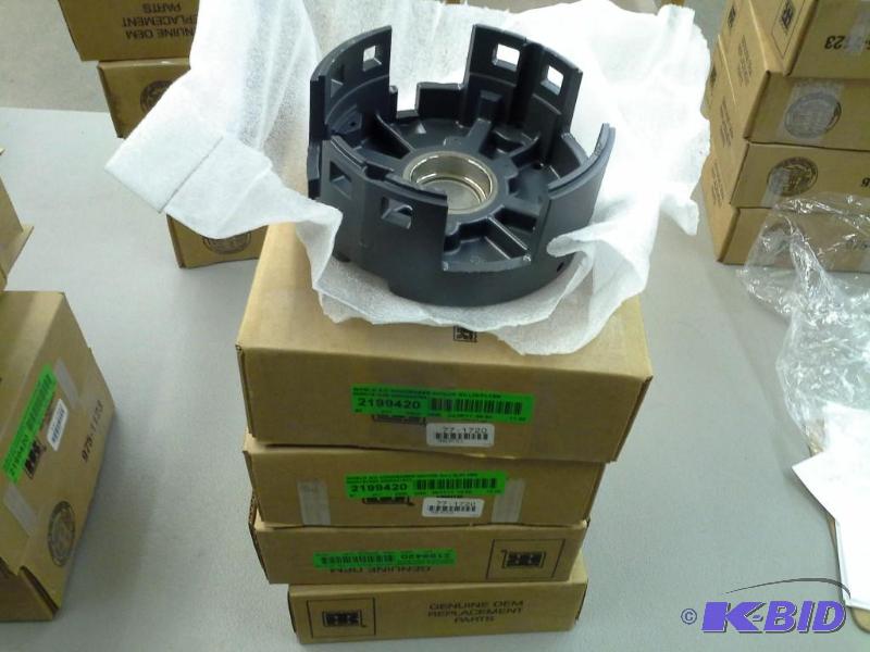 lot 79 image: SHIELD AC CONDENSER MOTOR GILLIGFLYER