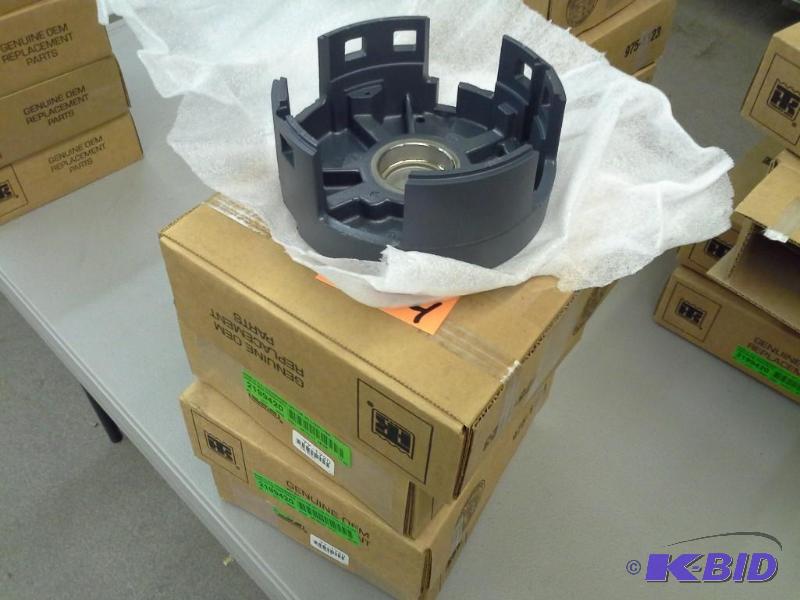 lot 80 image: SHIELD AC CONDENSER MOTOR GILLIGFLYER