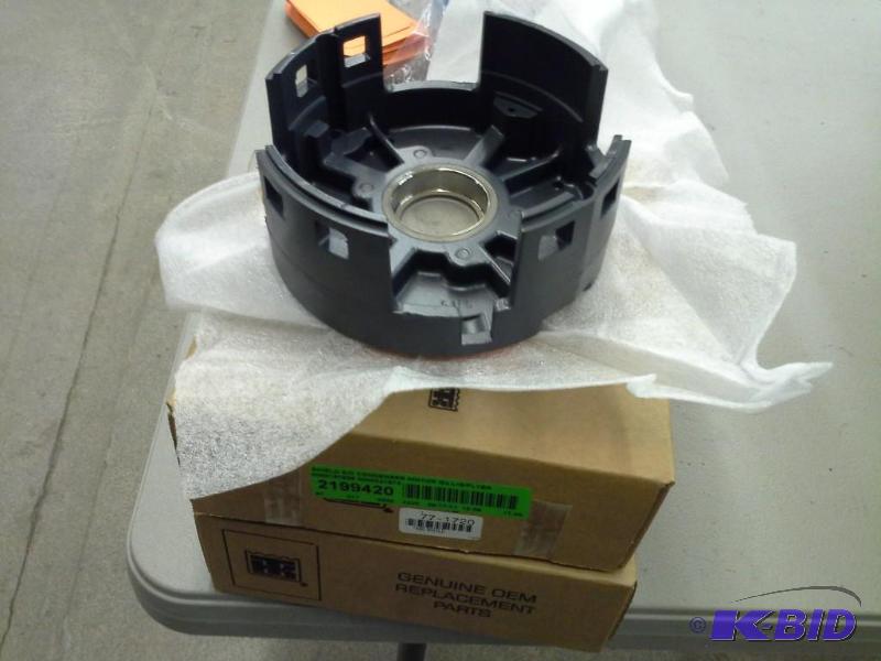 lot 82 image: SHIELD AC CONDENSER MOTOR GILLIGFLYER