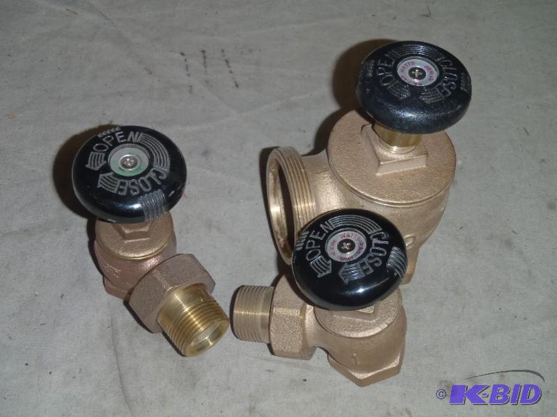 lot 176 image: Steam Radiator Valve
