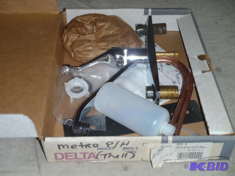 lot 197 image: Kitchen Faucet