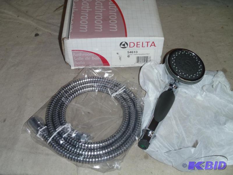 lot 198 image: Shower Faucet