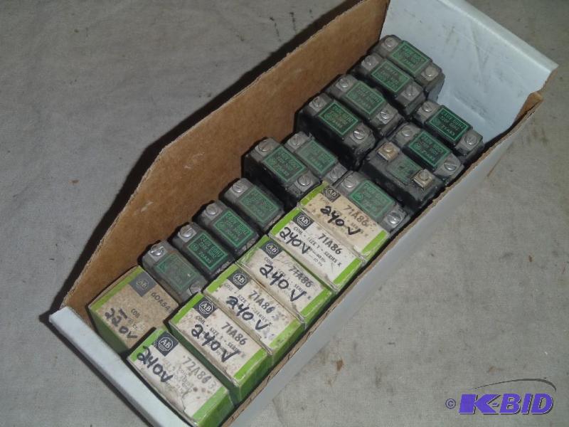 lot 20 image: Magnetic Coils
