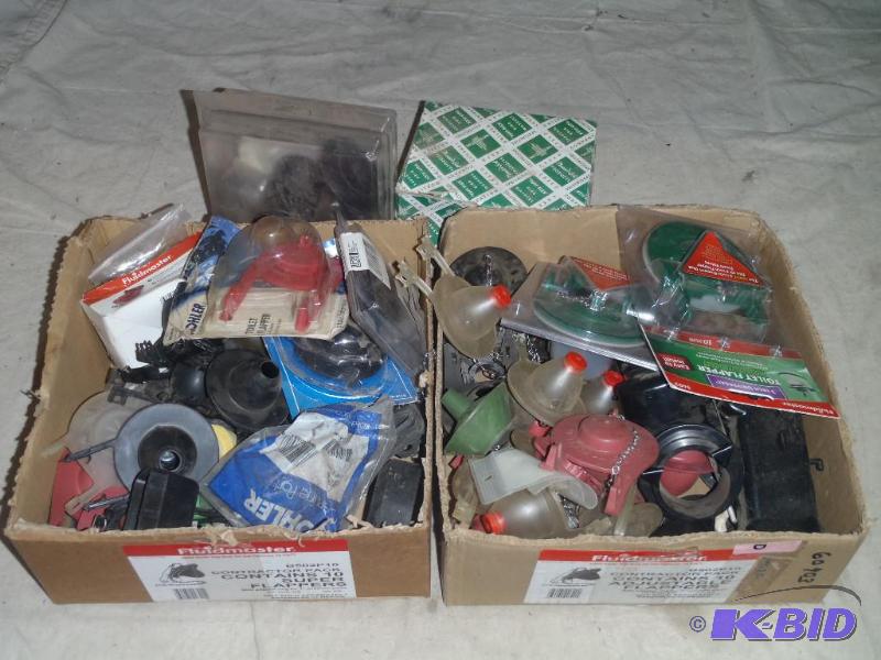 lot 209 image: Toilet Parts