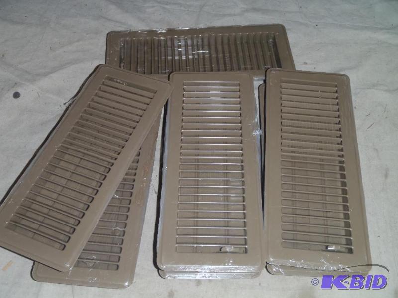 lot 241 image: Floor Diffuser