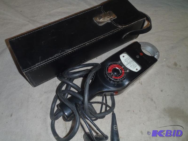 lot 28 image: General Electric Lag-Lead Detector