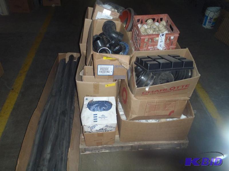 lot 300 image: Plumbing Fittings & Miscellaneous