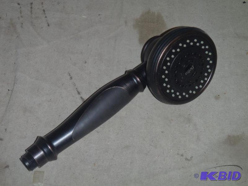 lot 314 image: Showerheads