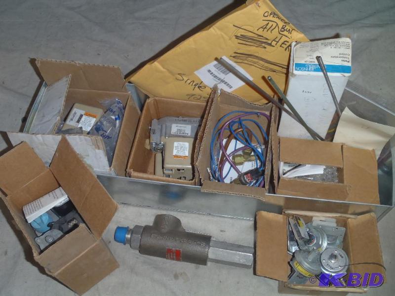 lot 322 image: Miscellaneous HVAC Parts