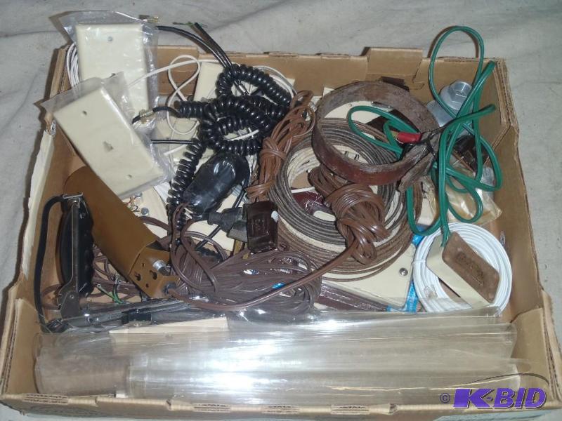 lot 33 image: Wire and Oulets