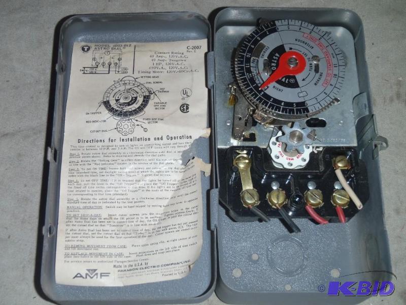 lot 42 image: Paragon 4003-00SZ Timer
