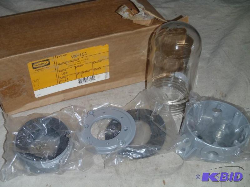 lot 60 image: Vapor Tight Fixture