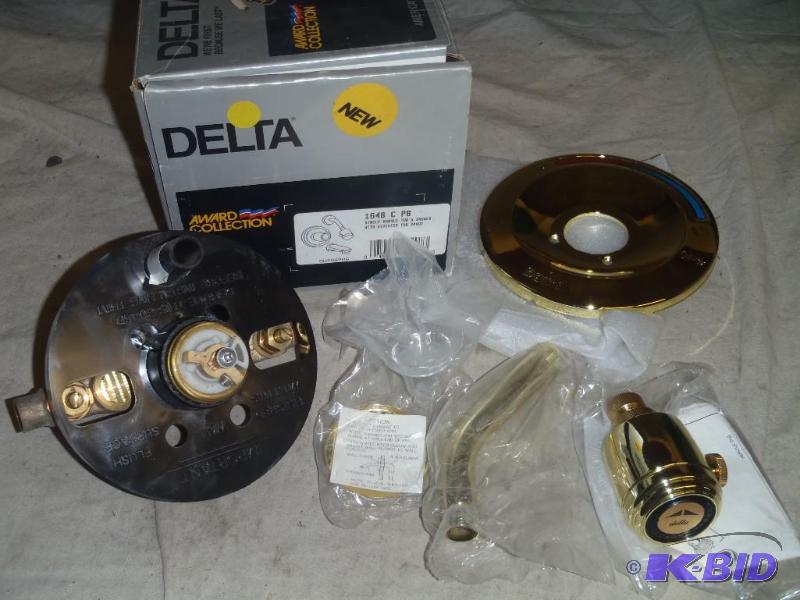 lot 64 image: Delta Tub and Shower Faucet
