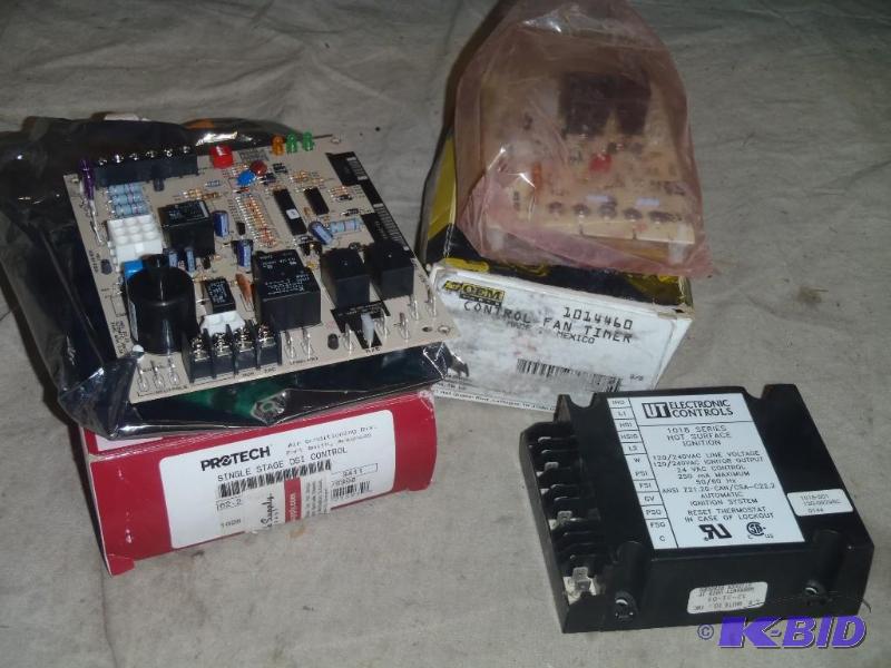lot 77 image: Heating Controls