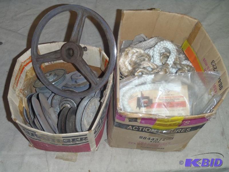 lot 88 image: Pulleys and Rope