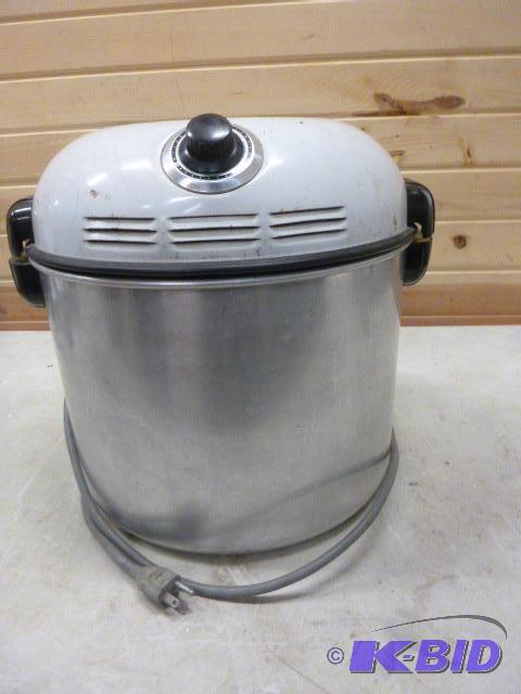 lot 113 image: Nesco Portable Washer Automatic timer, tested...